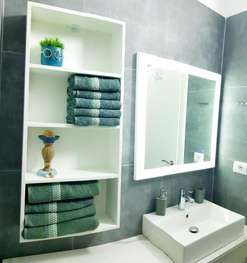 Bindi Apartment Himarë Dış mekan fotoğraf