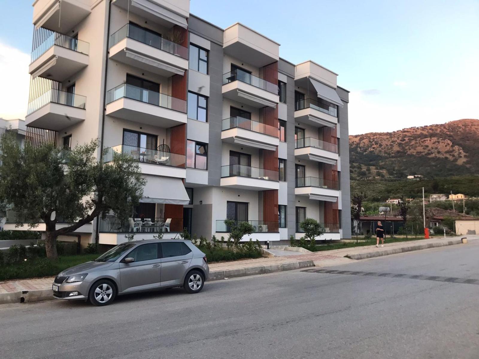 Bindi Apartment Himarë Dış mekan fotoğraf